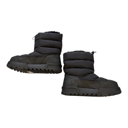 Louis Vuitton snow boots