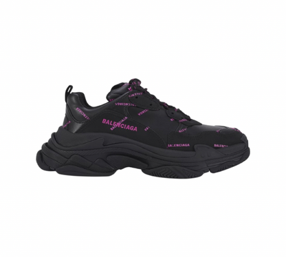 Pink and black balenciaga cheap triple s